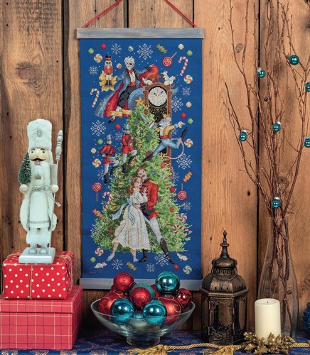 The nutcracker cross stitch - cross,